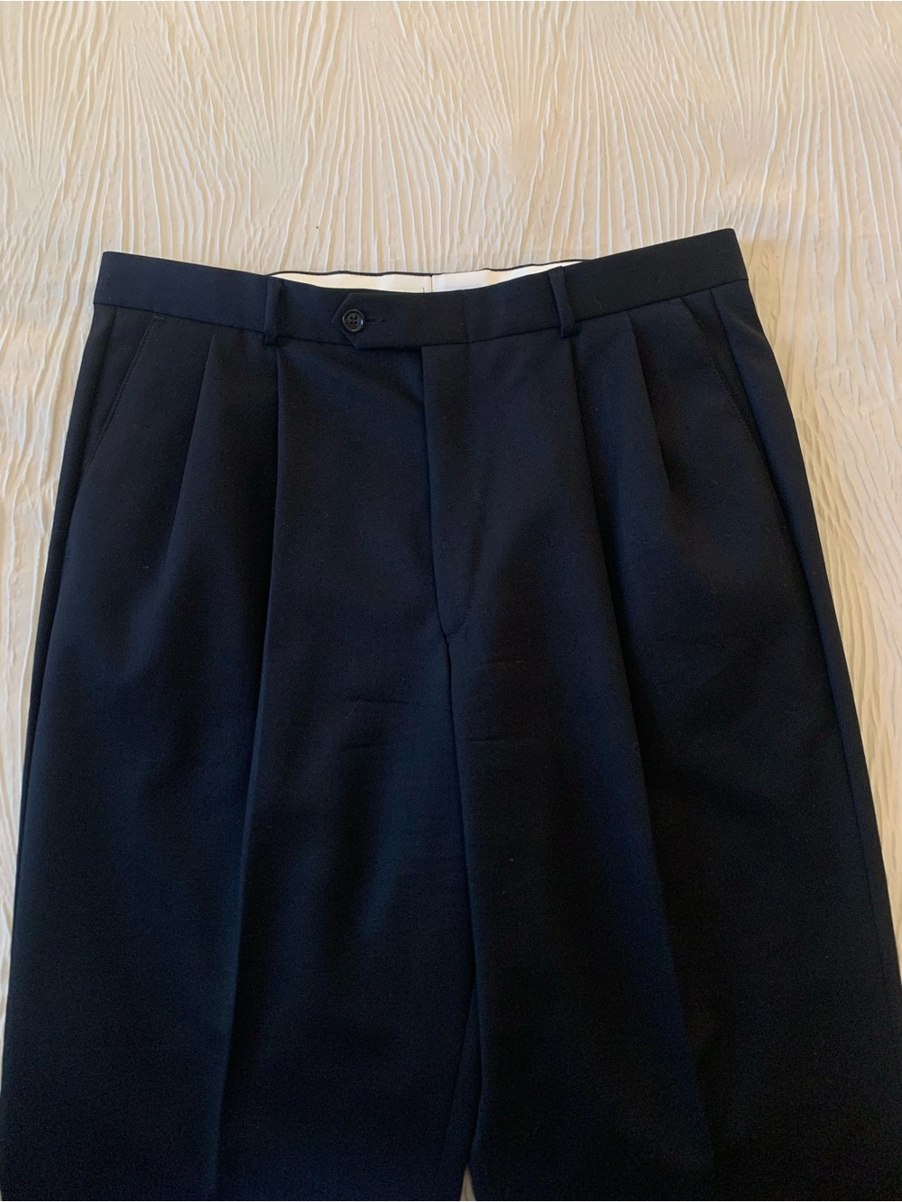 Vintage Alfani Black 100% Wool High Rise/Loose Fit Double Pleat Pants, size 36